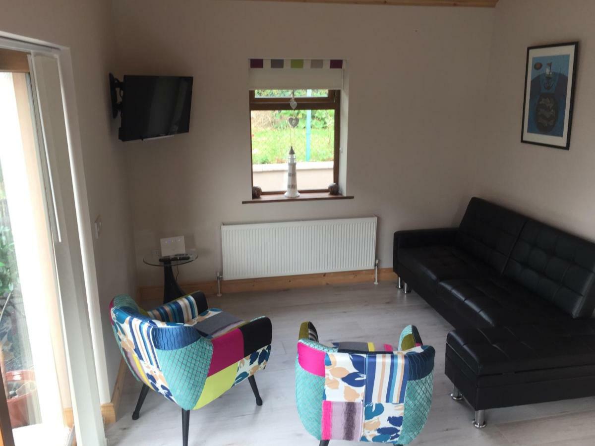 Reek View - Two Bedroom Cottage เวสต์พอร์ต ภายนอก รูปภาพ